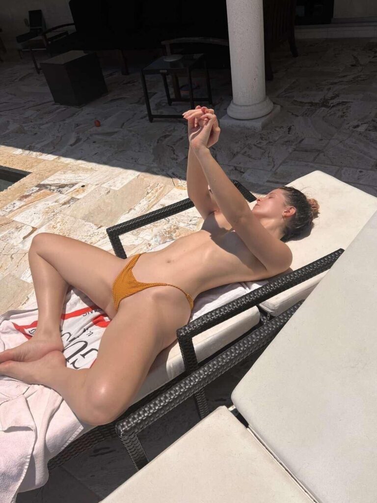 Amanda Cerny Centerfold Leaked 