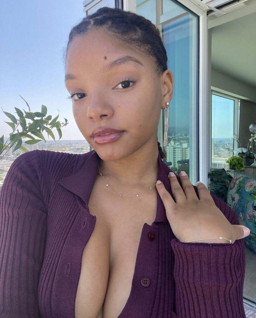 Halle Bailey leaked Nude